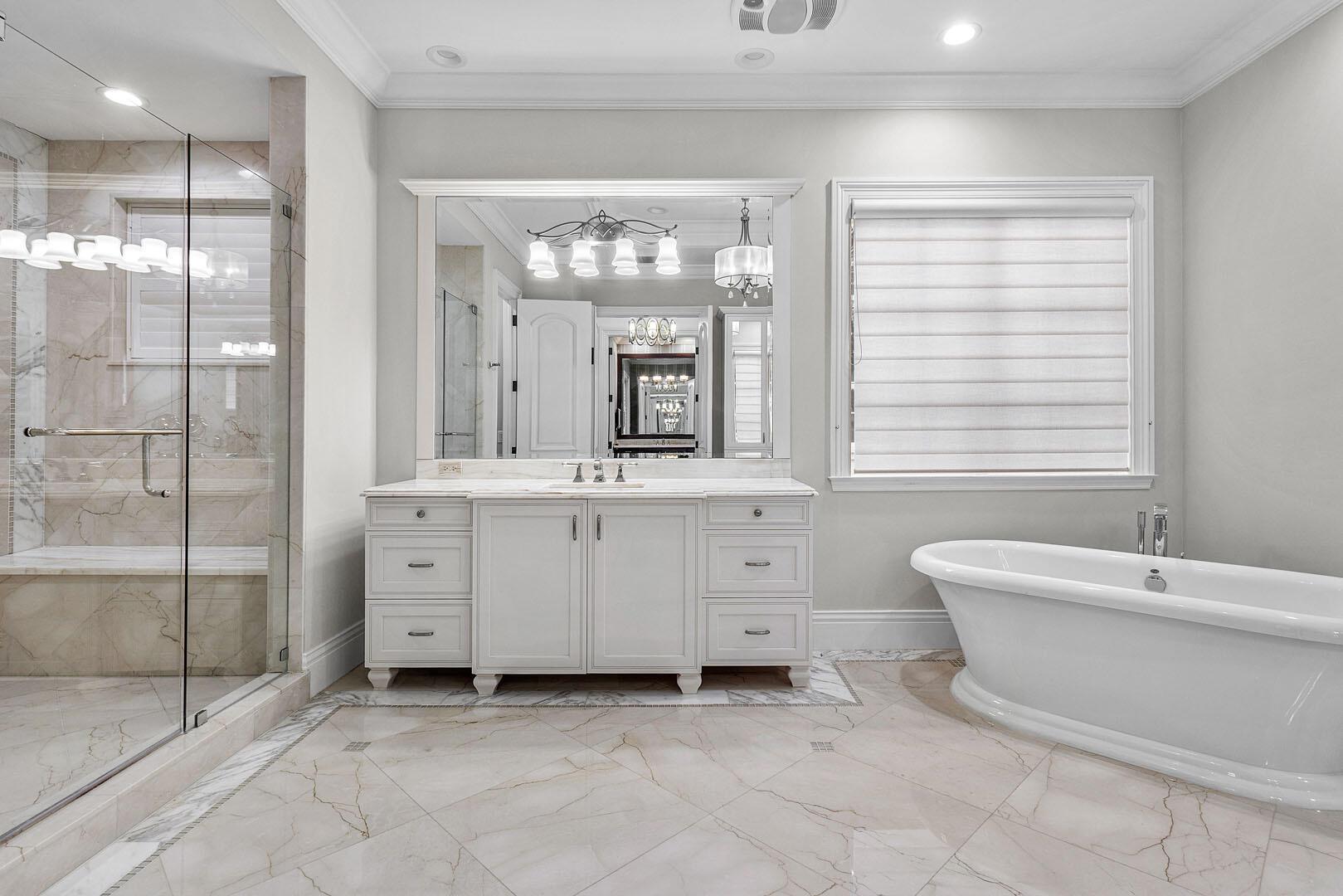 ROYAL PALM YACHT & COUNTR - Residential