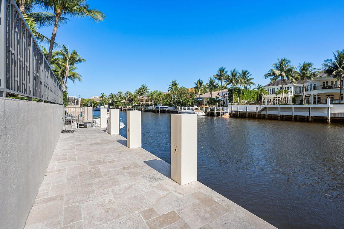 ROYAL PALM YACHT & COUNTRY CLUB - Residential