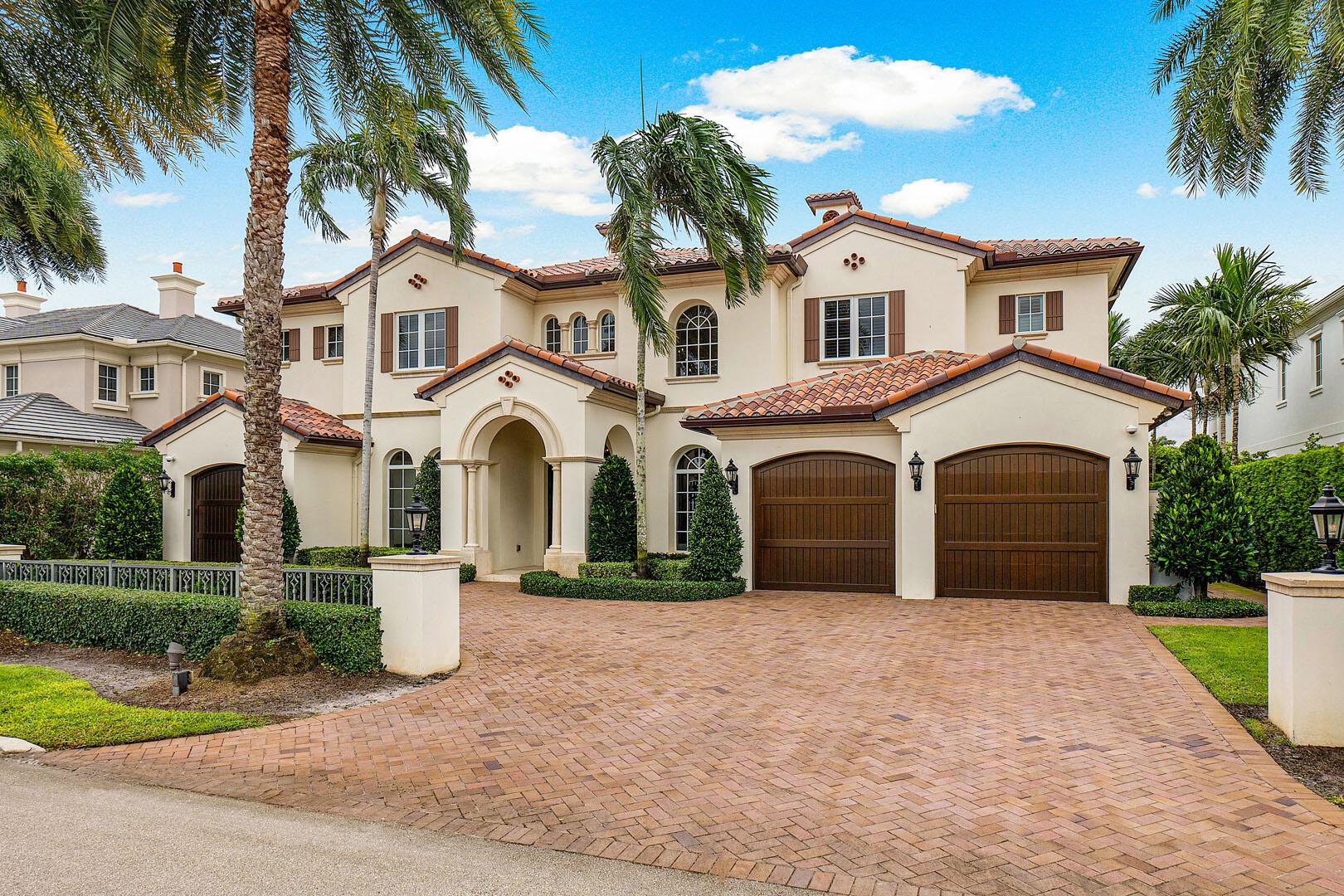 ROYAL PALM YACHT & COUNTR - Residential