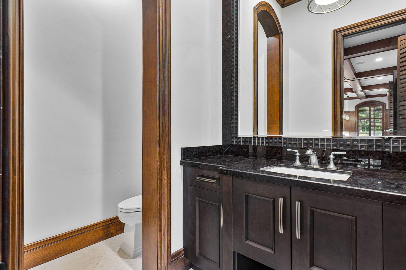 ROYAL PALM YACHT & COUNTR - Residential