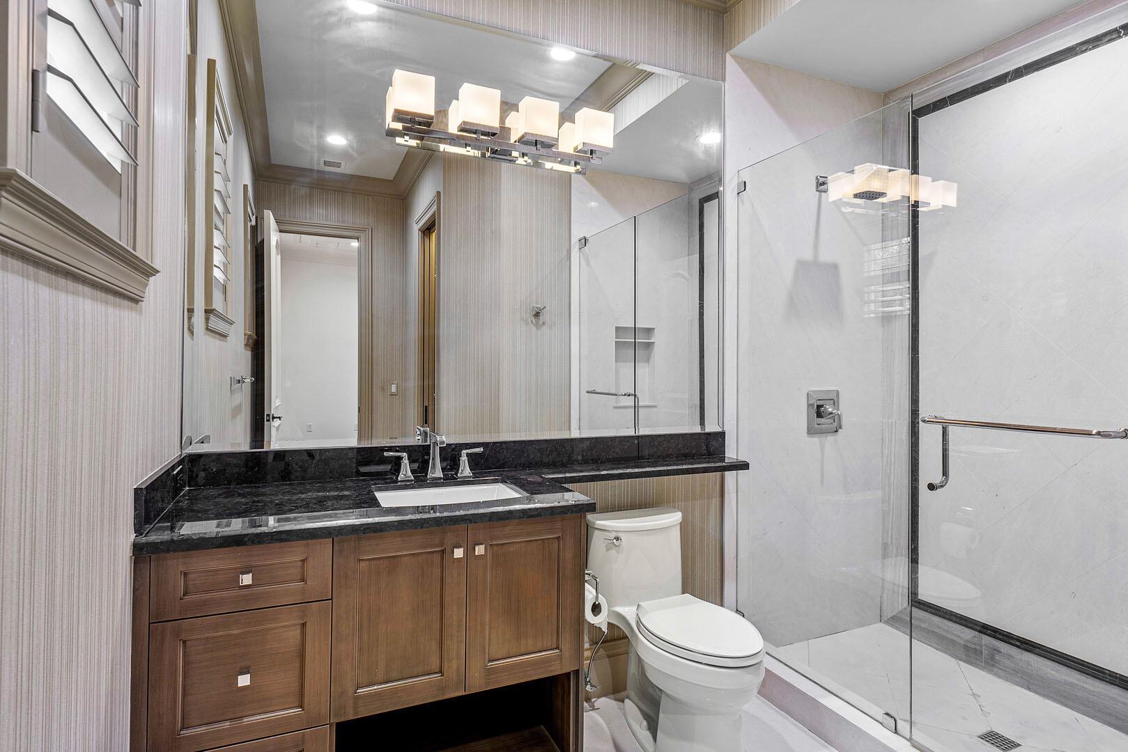 ROYAL PALM YACHT & COUNTR - Residential