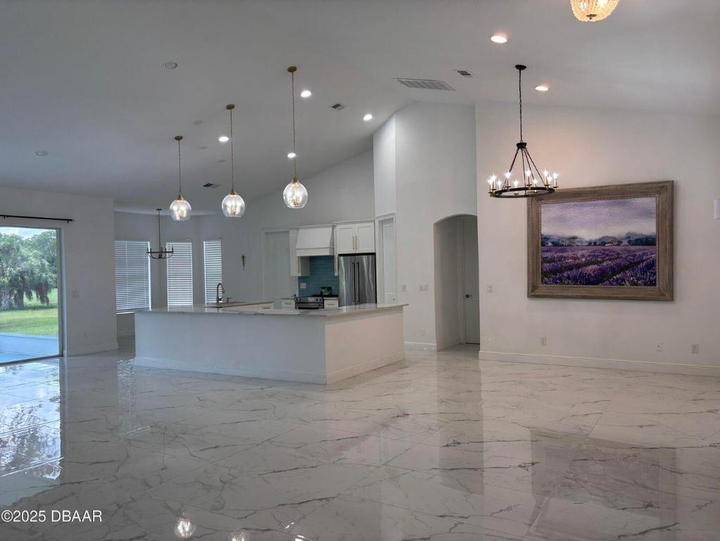 FLY IN RANCHES SUB - Residential