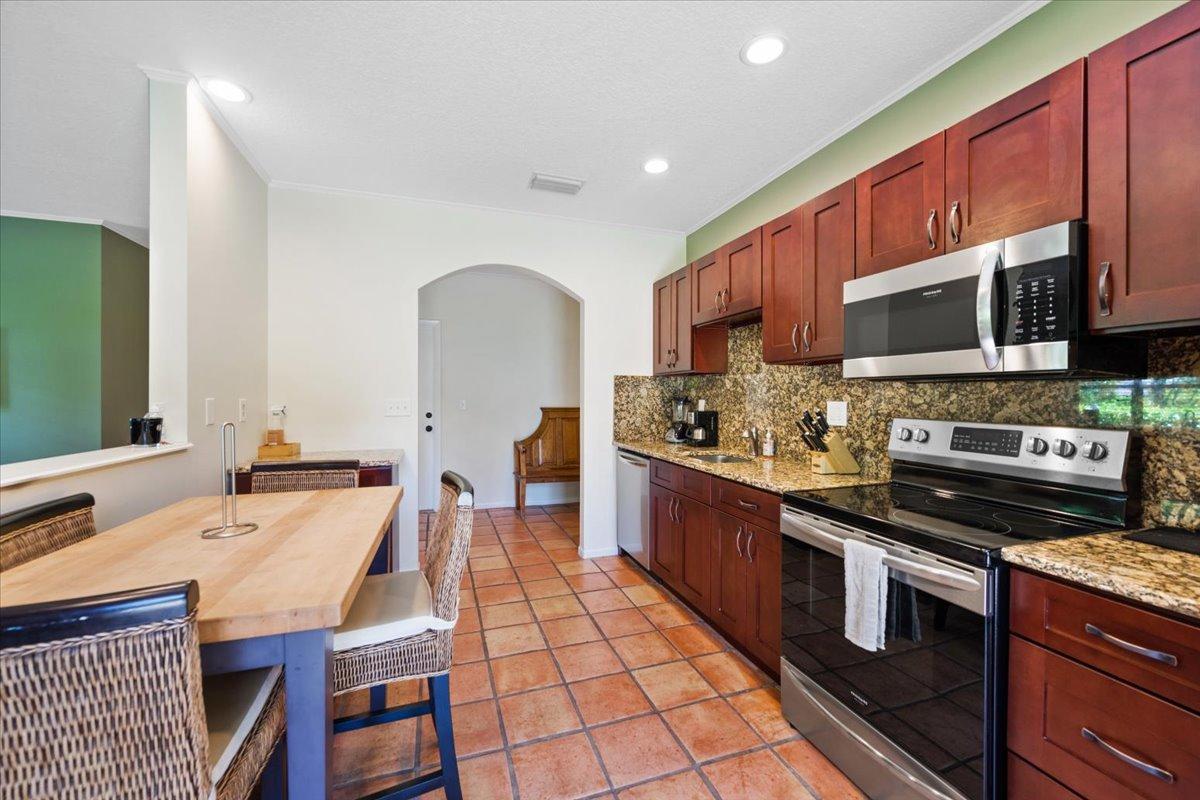 PALM BEACH POINT - Residential