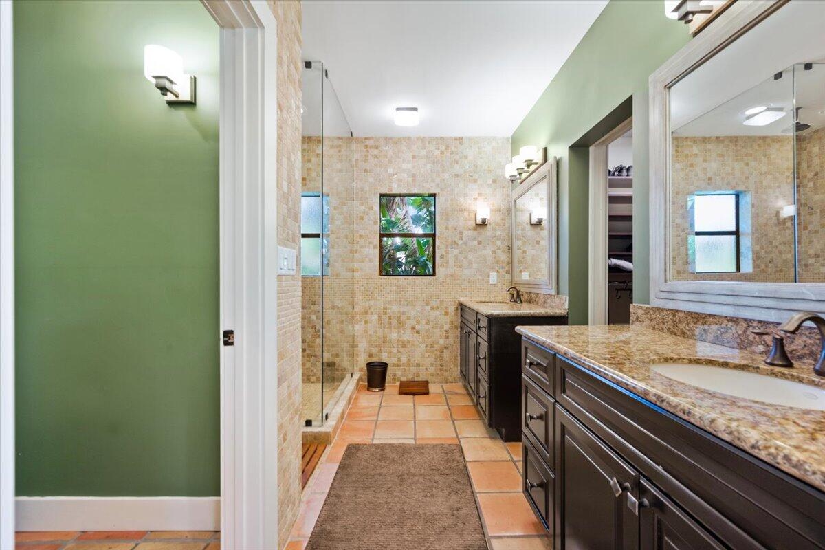 PALM BEACH POINT - Residential