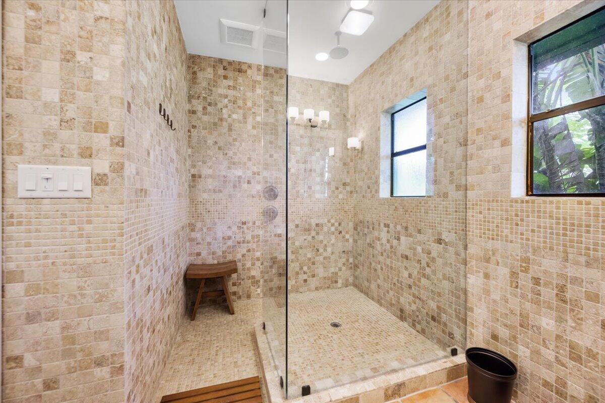 PALM BEACH POINT - Residential