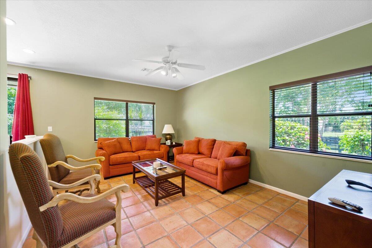 PALM BEACH POINT - Residential