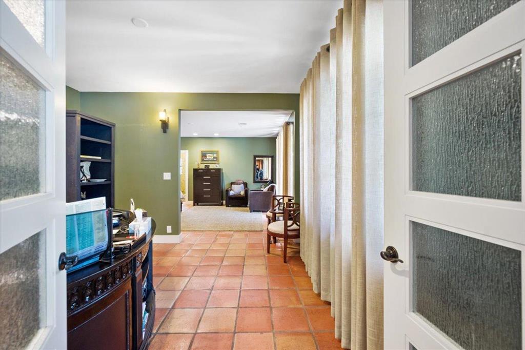 PALM BEACH POINT - Residential