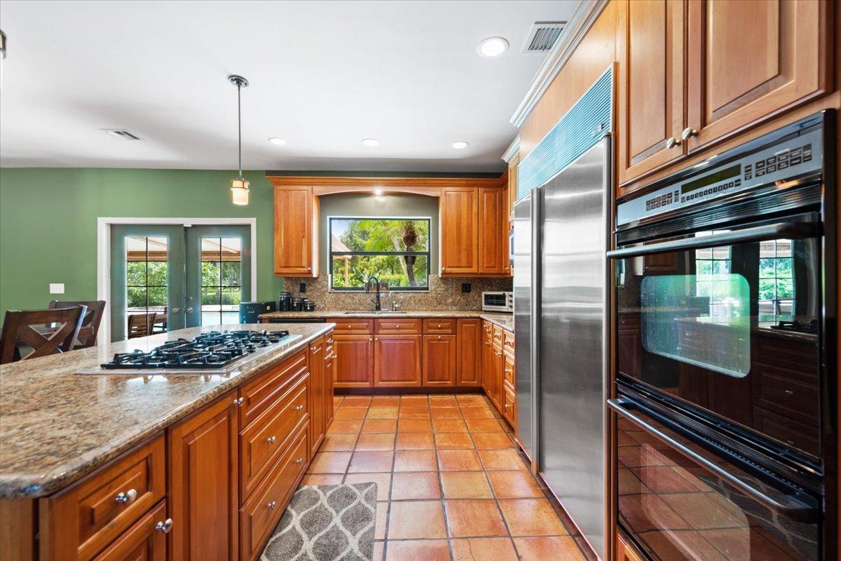 PALM BEACH POINT - Residential