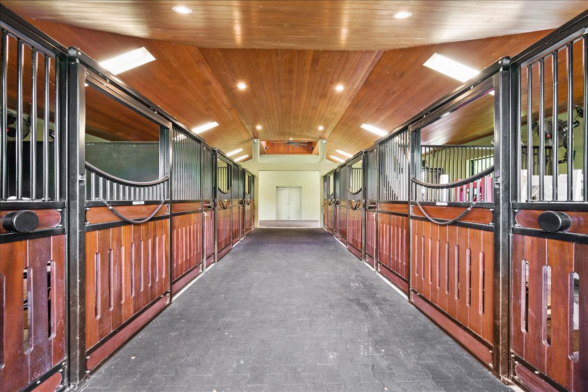 PALM BEACH POINT - Residential