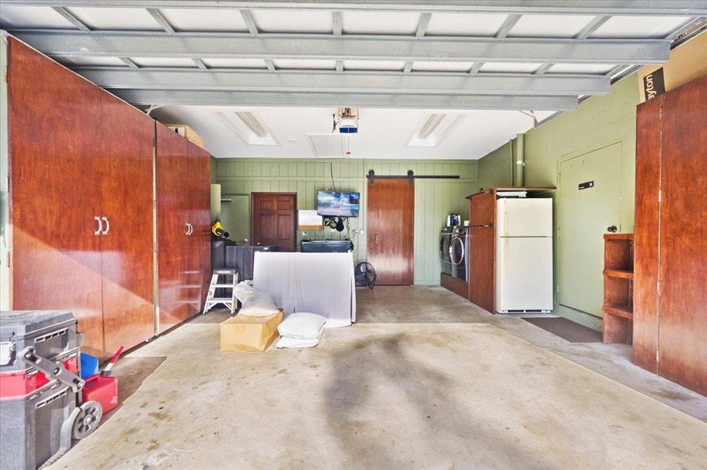 PALM BEACH POINT - Residential