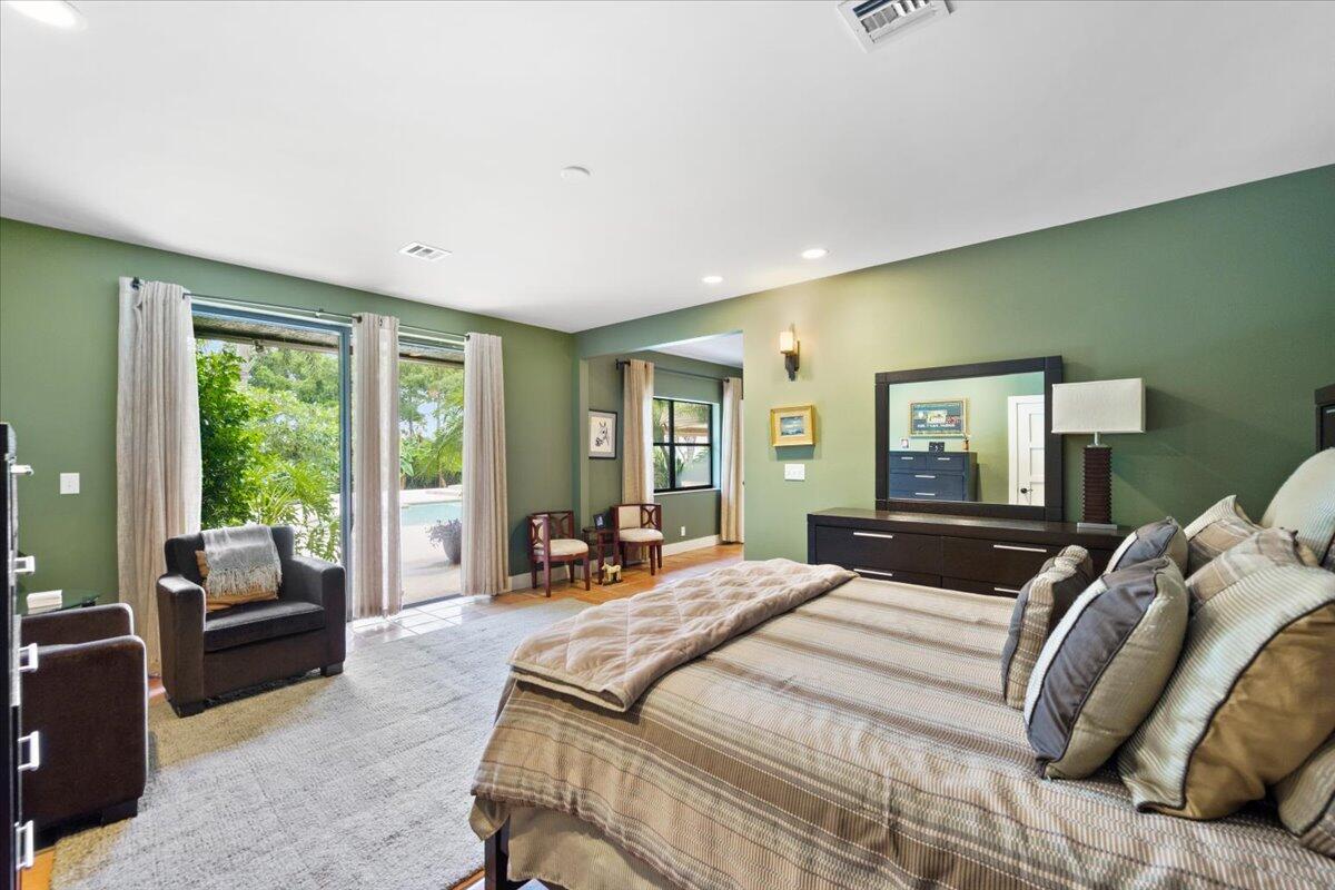 PALM BEACH POINT - Residential