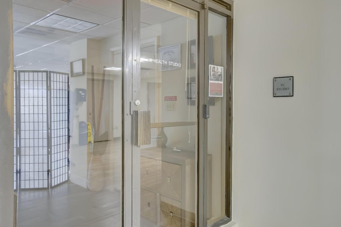 ARLEN HOUSE WEST CONDO - Residential