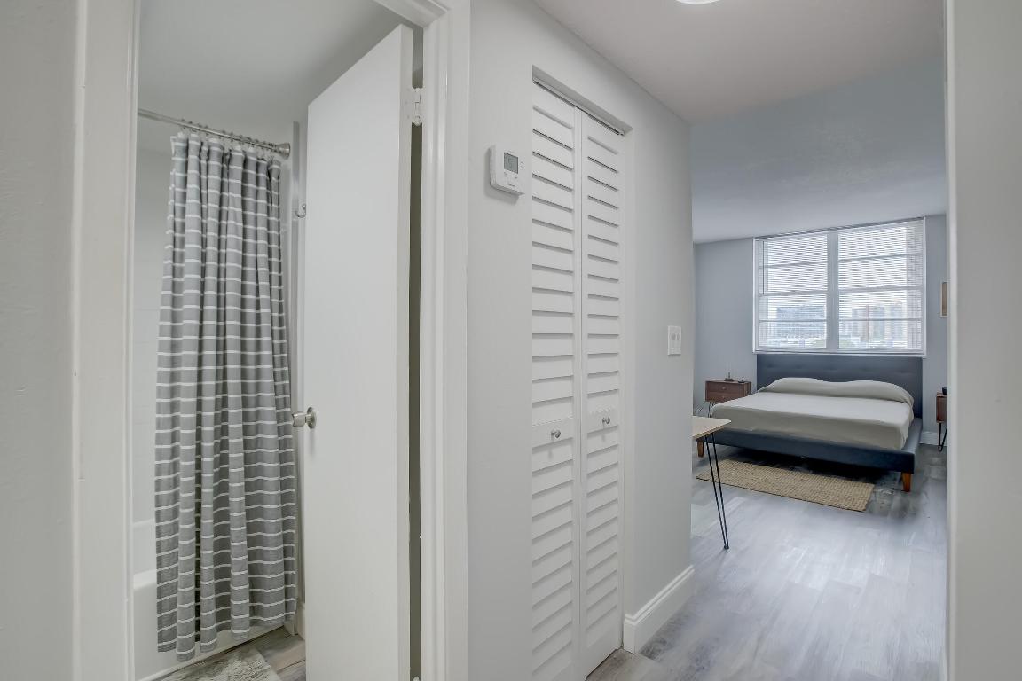 ARLEN HOUSE WEST CONDO - Residential