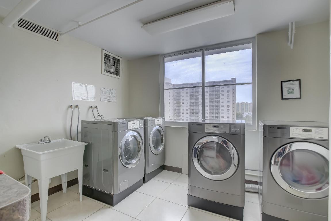 ARLEN HOUSE WEST CONDO - Residential