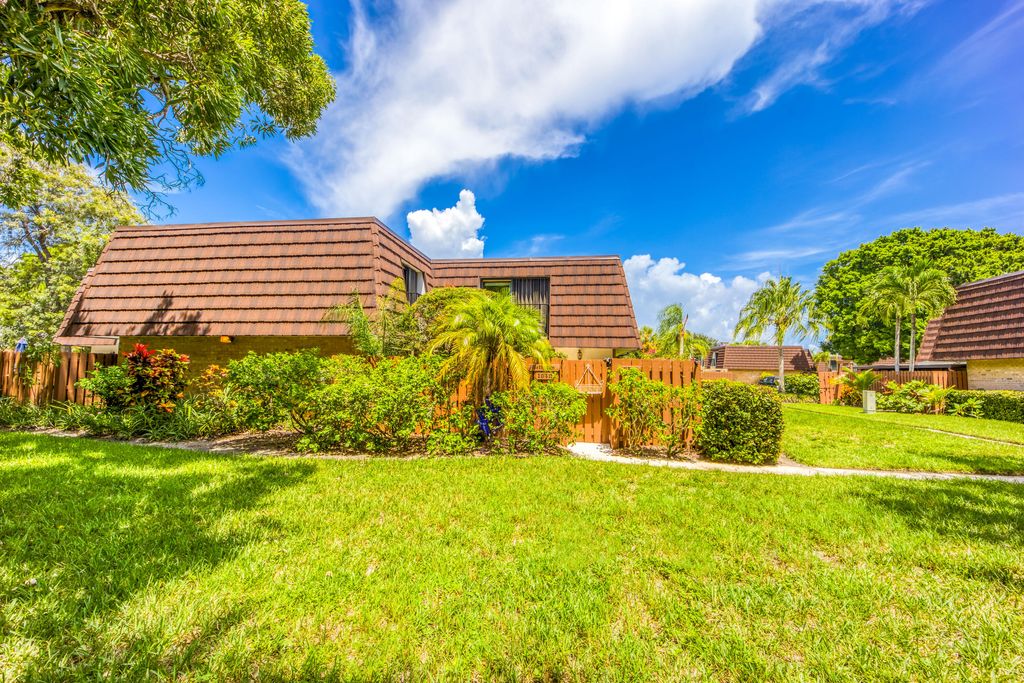 Photo of 6117 SE Riverboat Drive, Stuart, FL 34997 (MLS # R11016749)