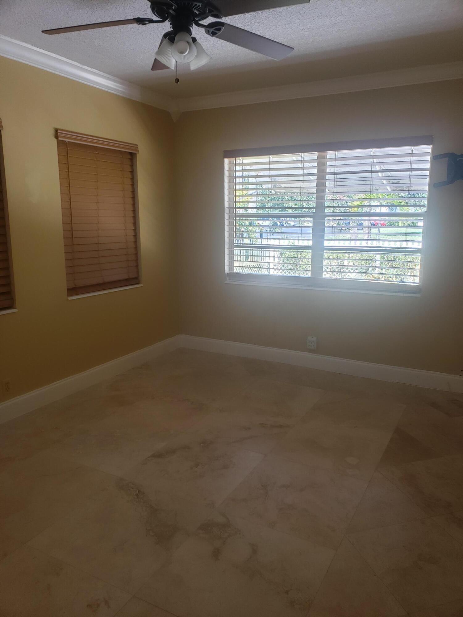 NORTH PALM BEACH VILLAGE - Residential Lease