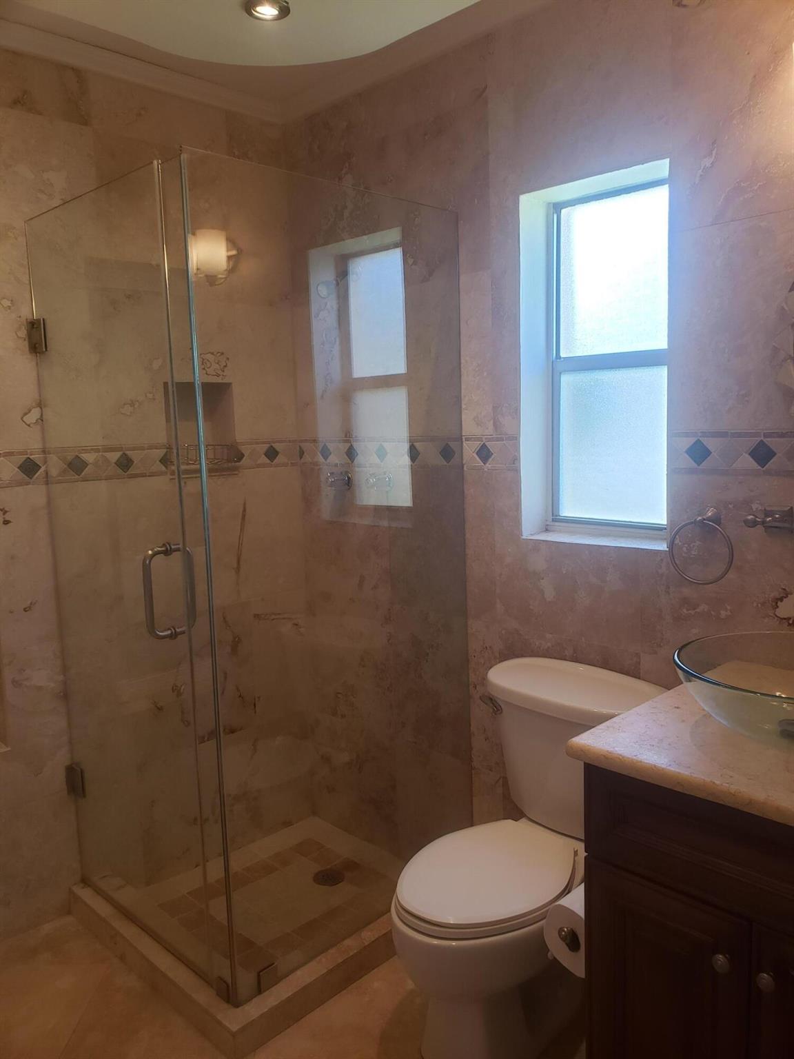 NORTH PALM BEACH VILLAGE - Residential Lease