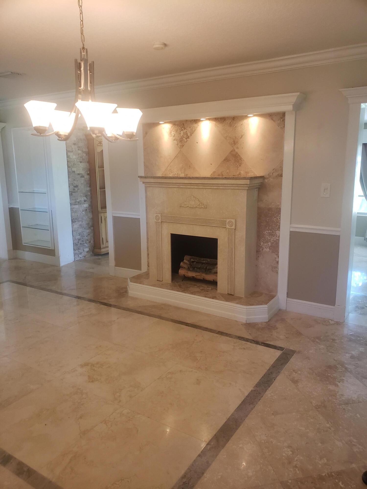 NORTH PALM BEACH VILLAGE - Residential Lease