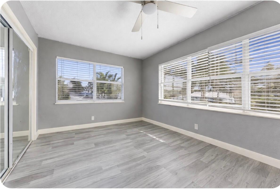 LAKE OSBORNE ESTATES 6 - Residential