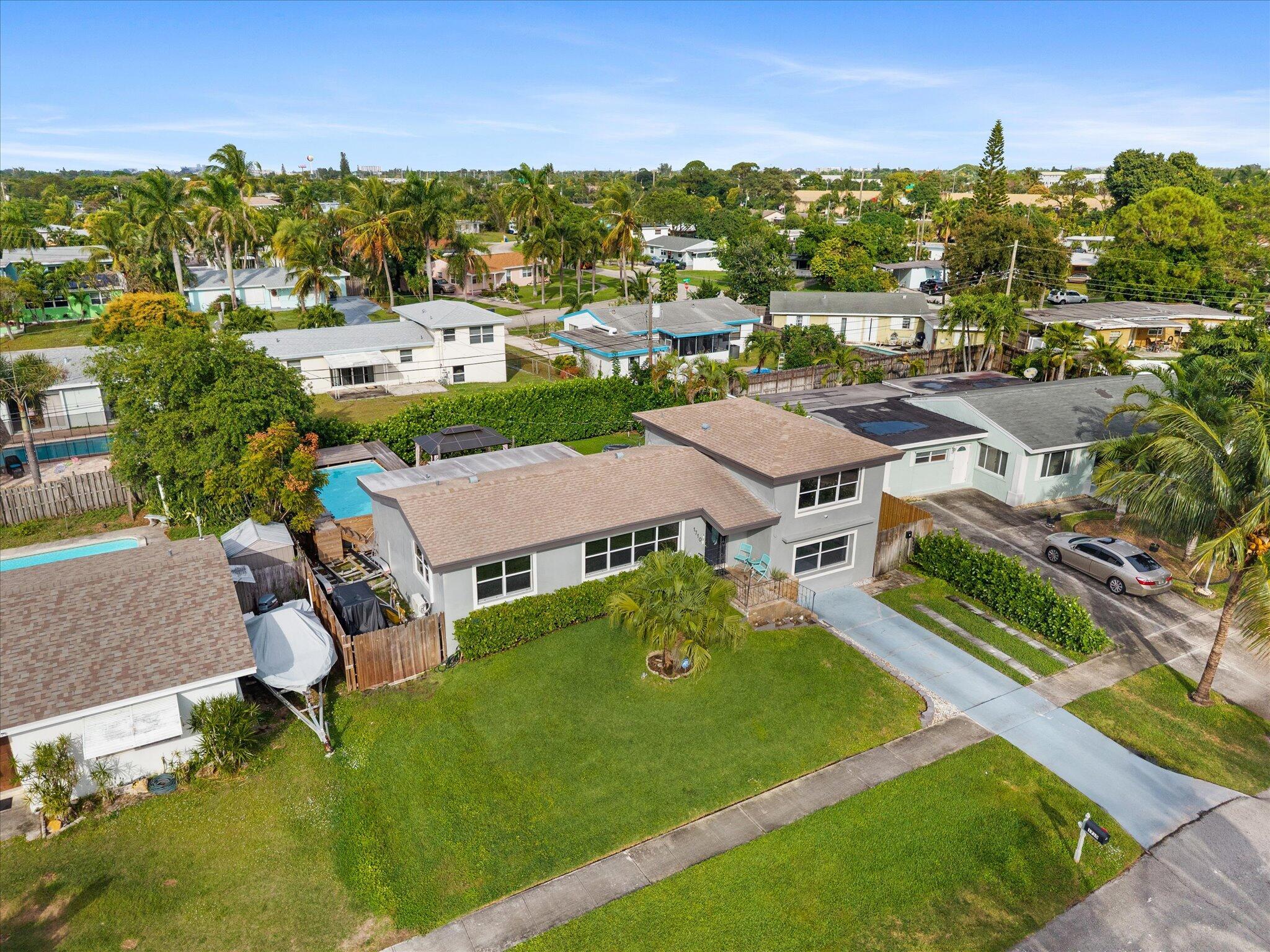 LAKE OSBORNE ESTATES 6 - Residential