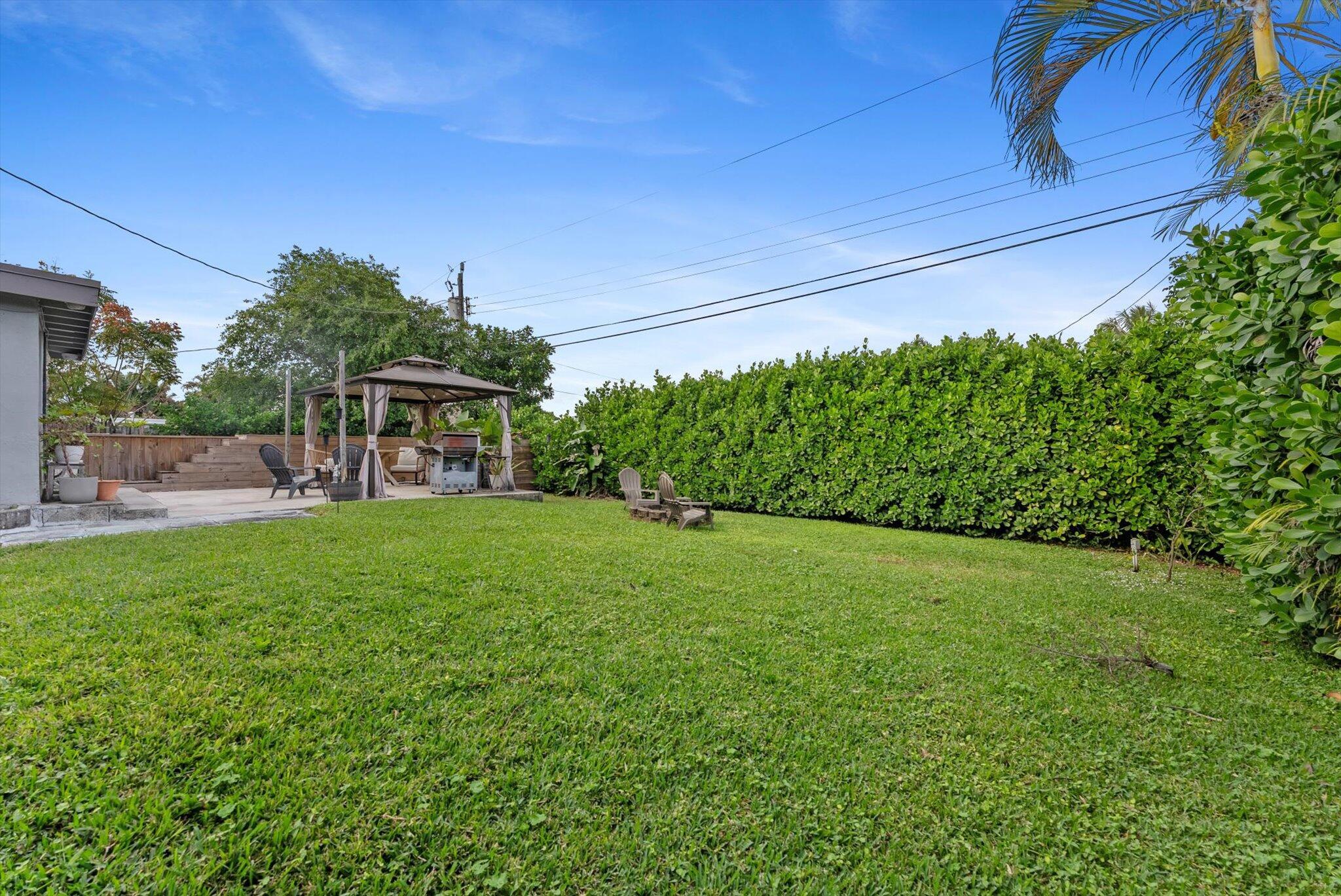 LAKE OSBORNE ESTATES 6 - Residential