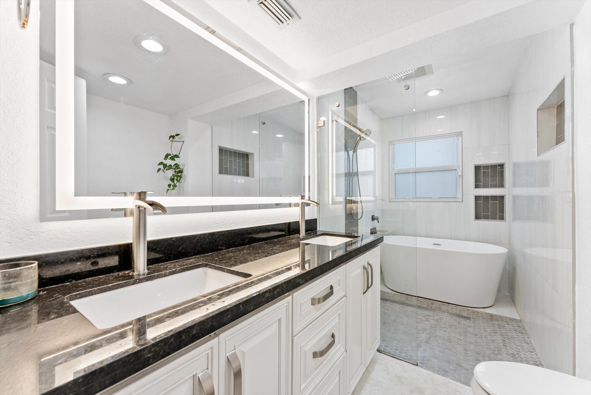 LAKE OSBORNE ESTATES 6 - Residential