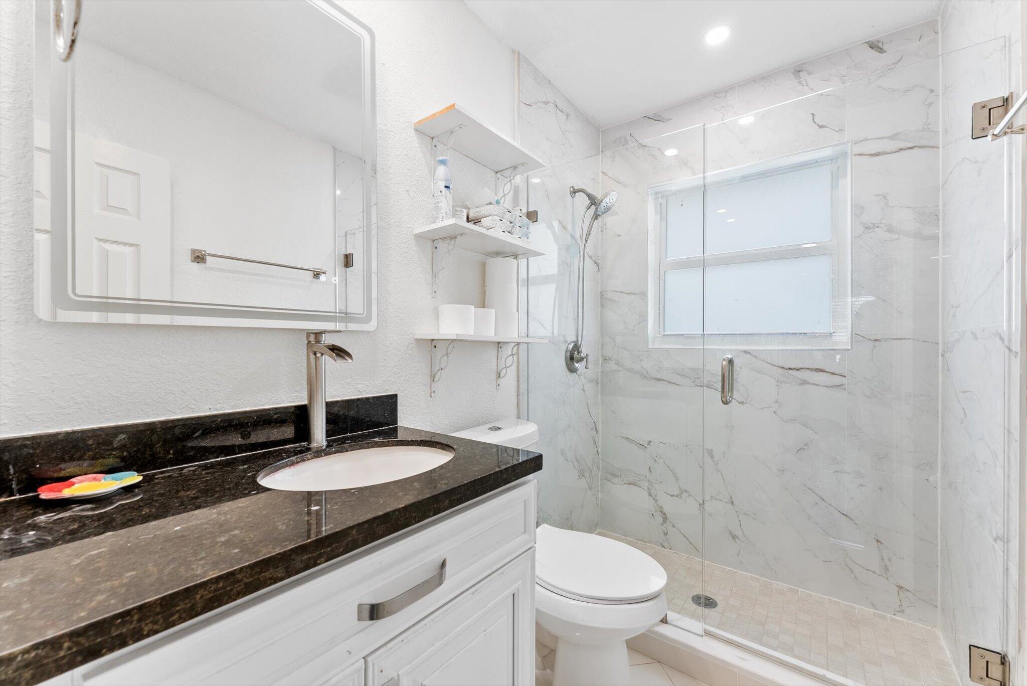 LAKE OSBORNE ESTATES 6 - Residential