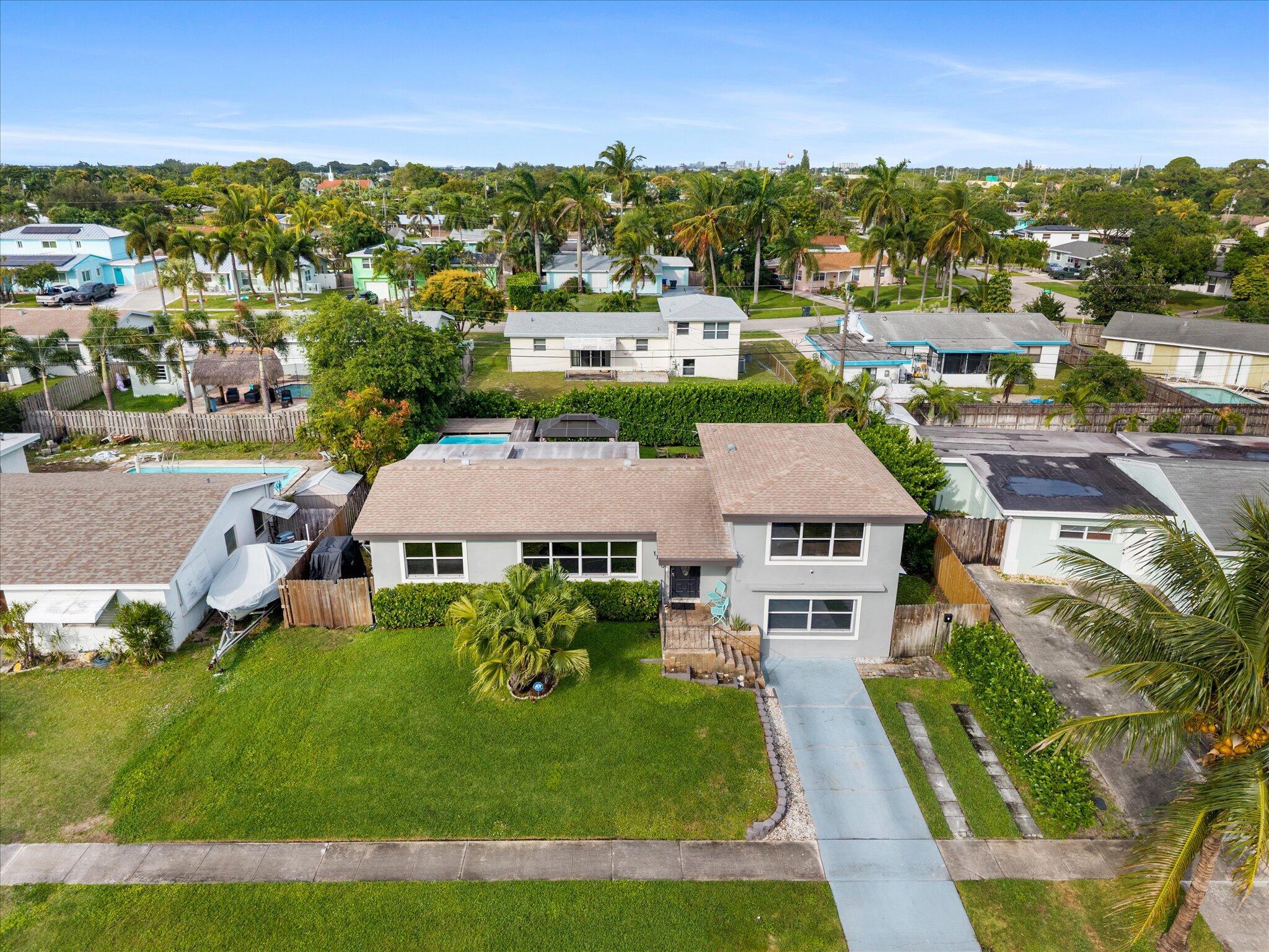 LAKE OSBORNE ESTATES 6 - Residential