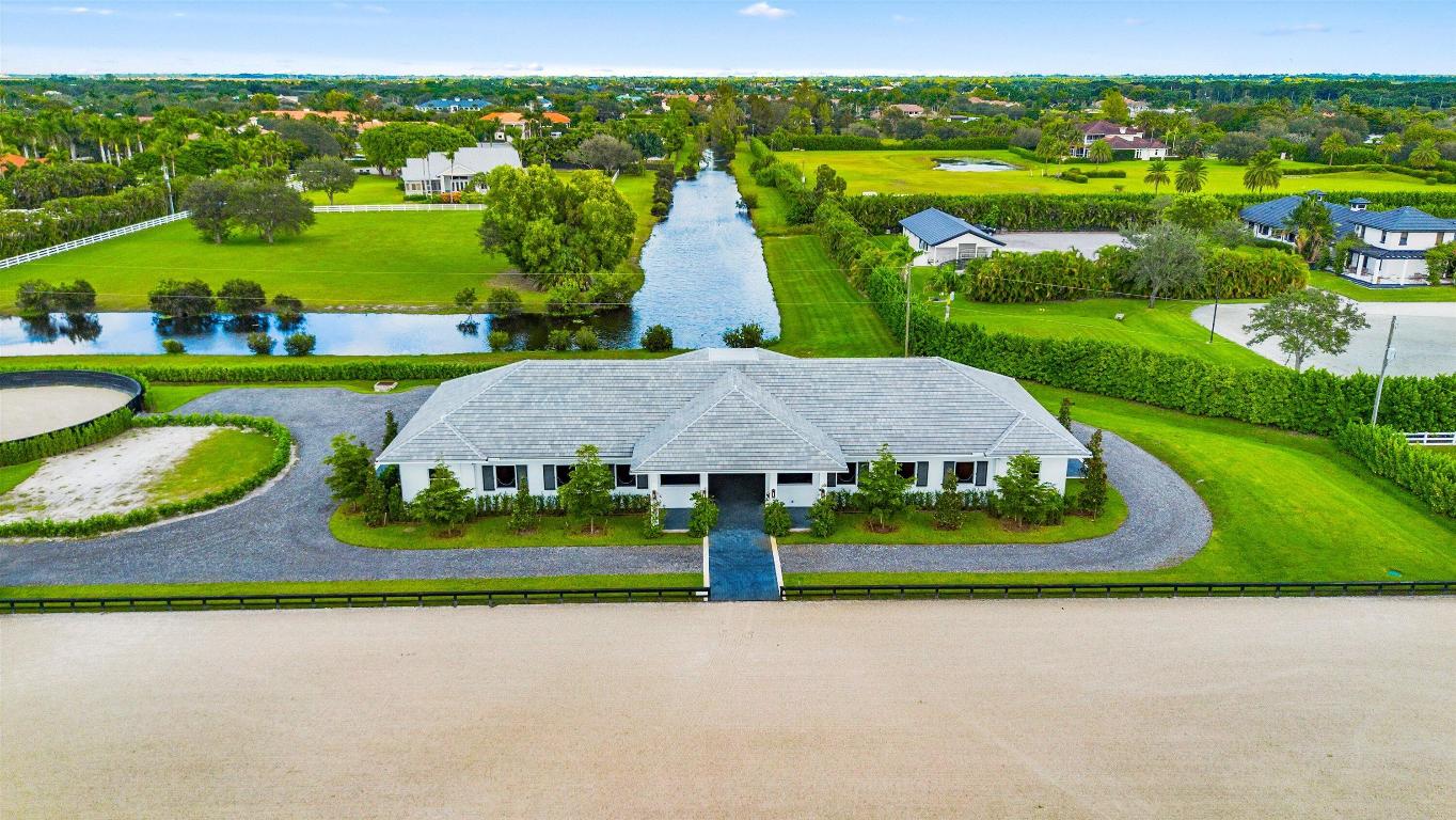 PALM BEACH POINT - Residential