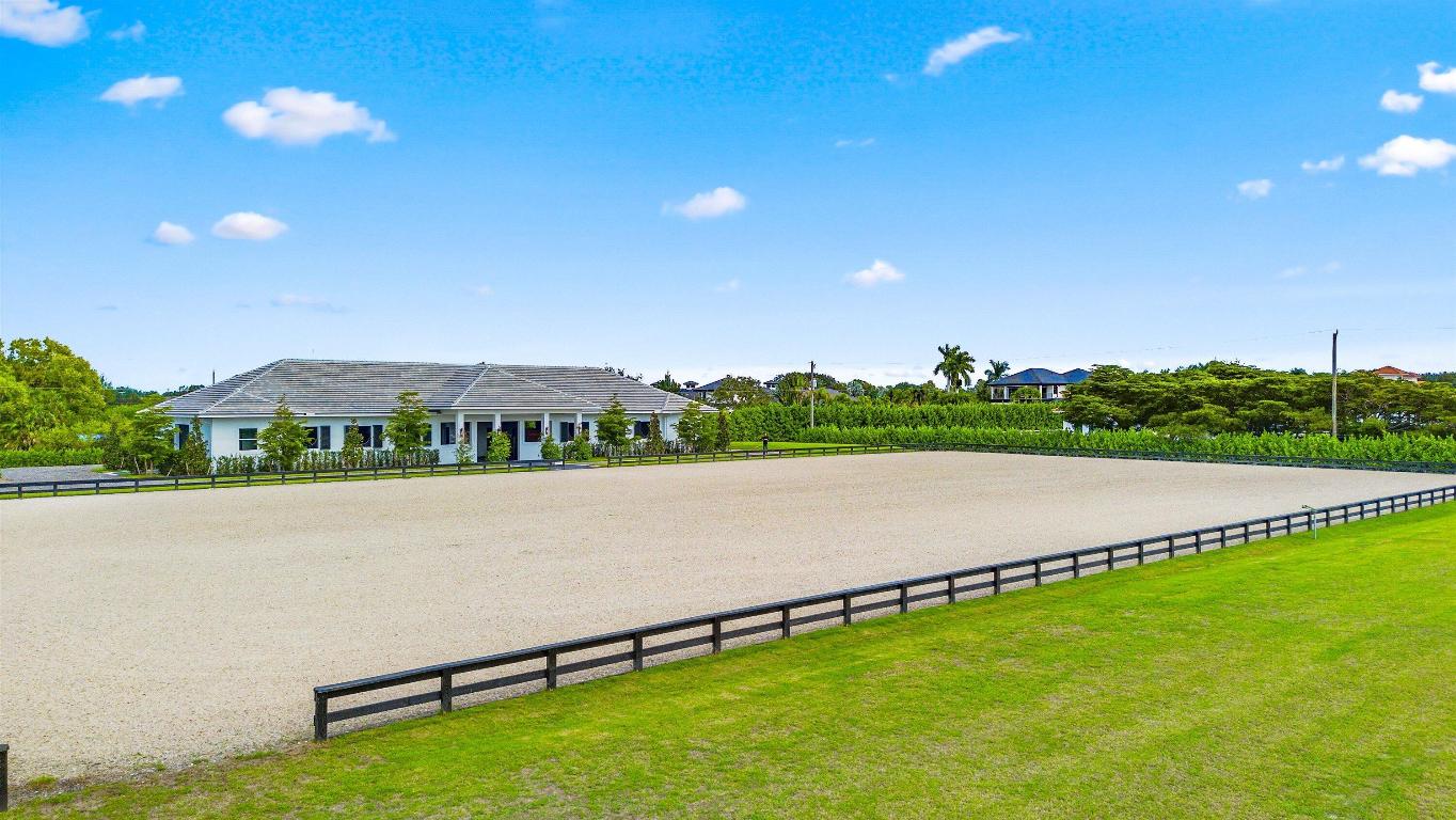 PALM BEACH POINT - Residential