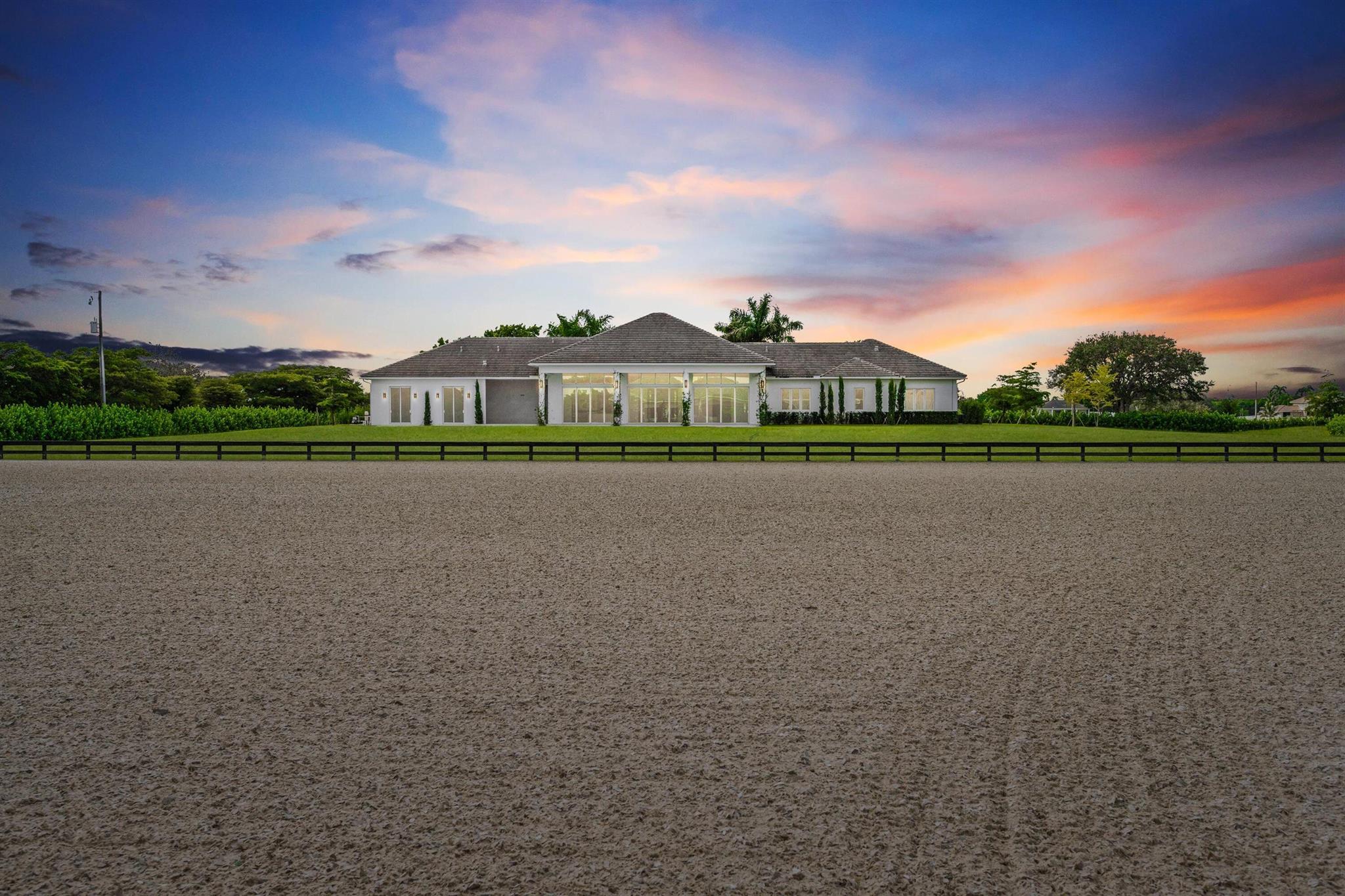 PALM BEACH POINT - Residential