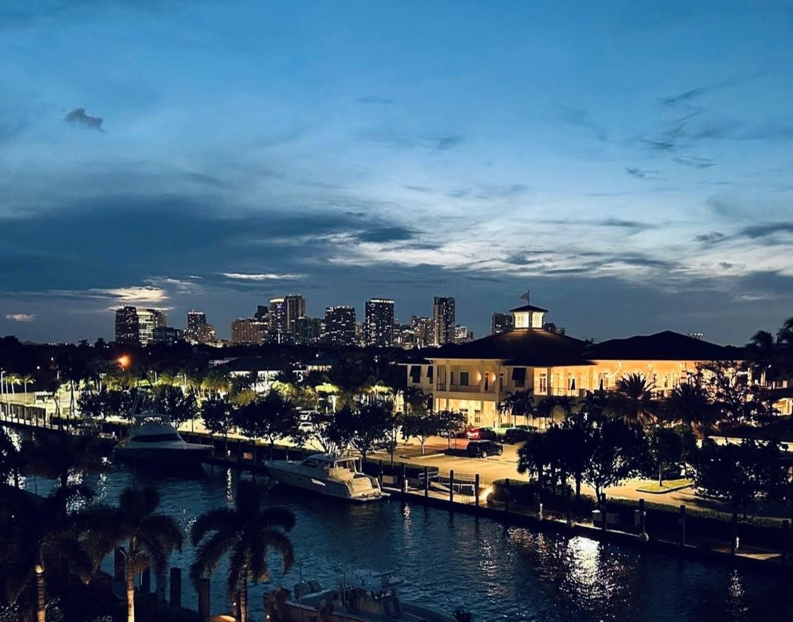 Lauderdale Harbors Sec A - Residential