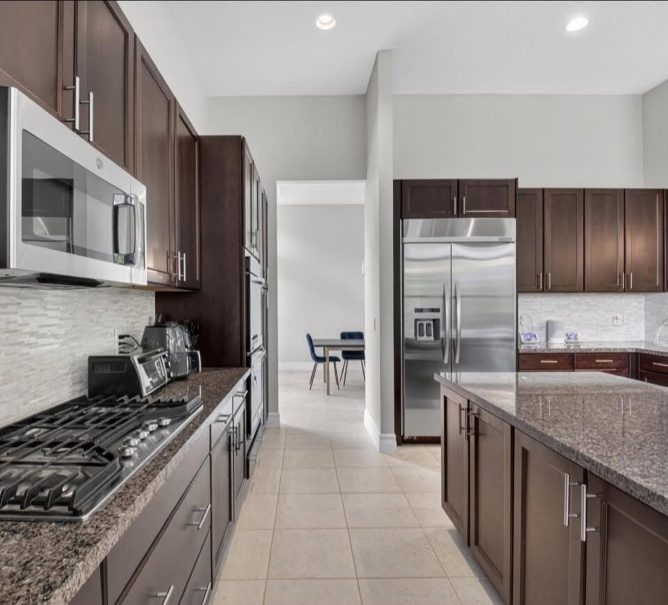 BRIDGES PL 3 - Residential Lease