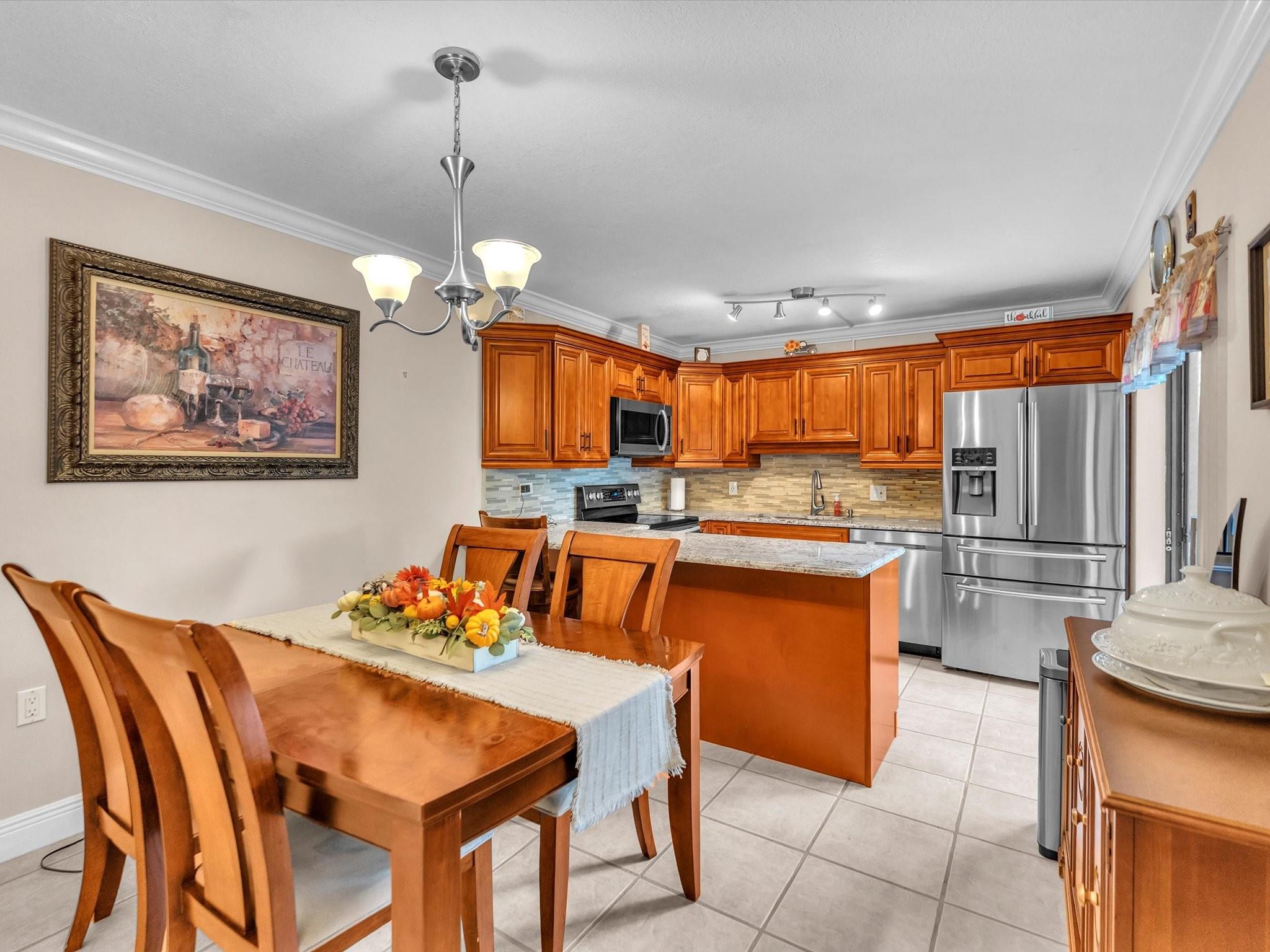 DELRAY OAKS WEST - Residential