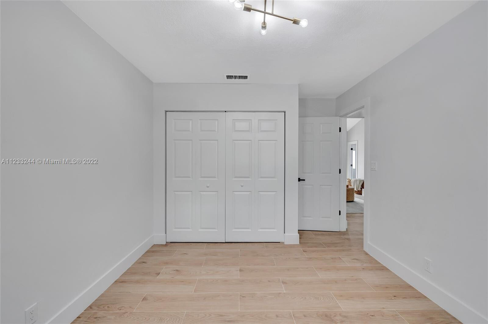 WOODLANDS SEC 1 - Residential