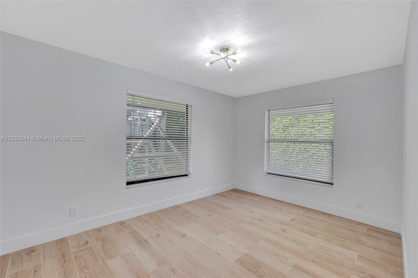 WOODLANDS SEC 1 - Residential