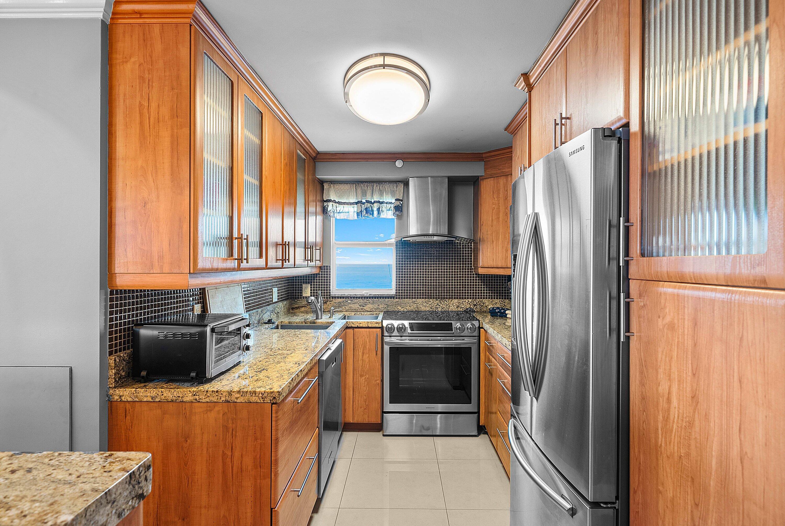 45 OCEAN CONDO - Residential