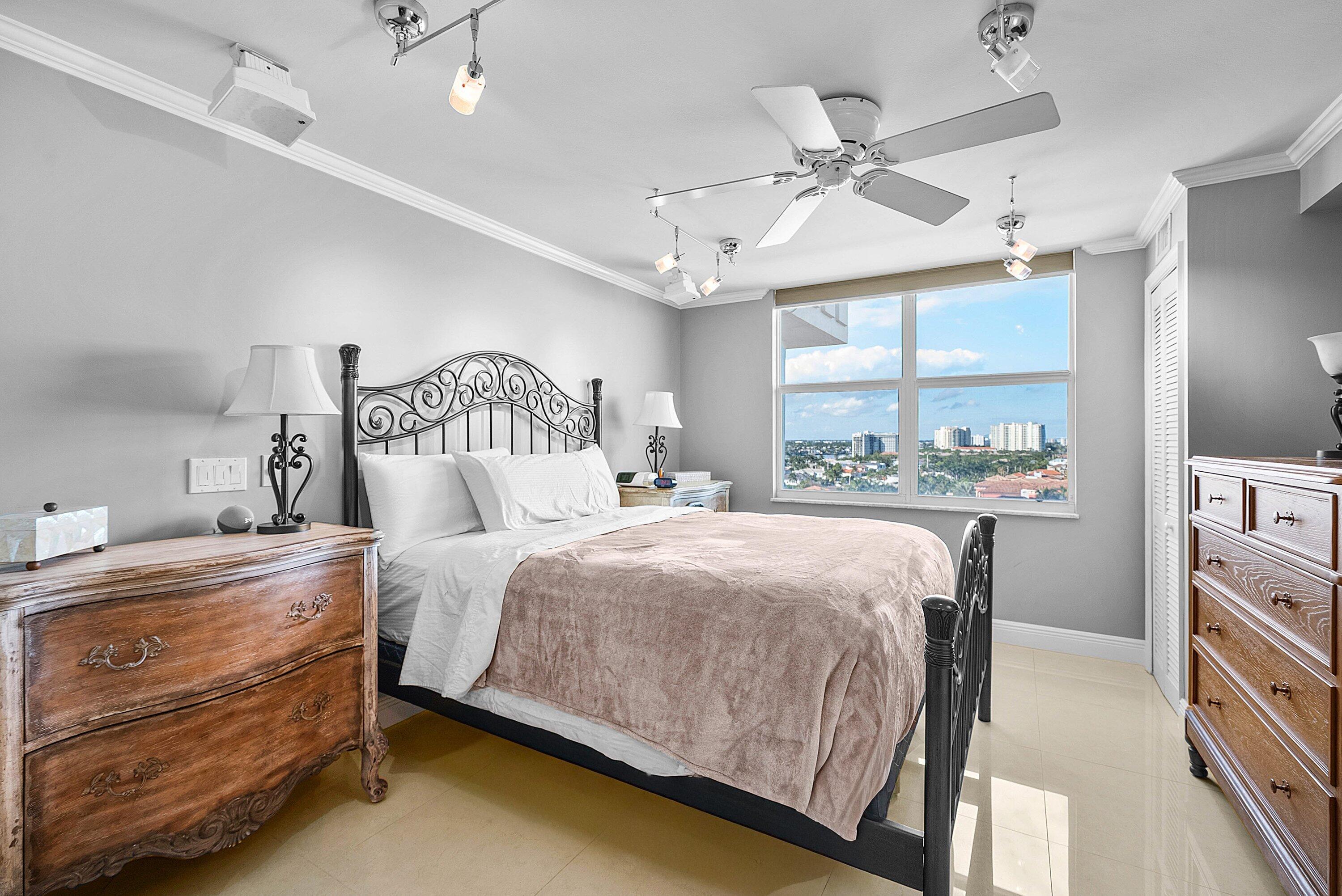 45 OCEAN CONDO - Residential