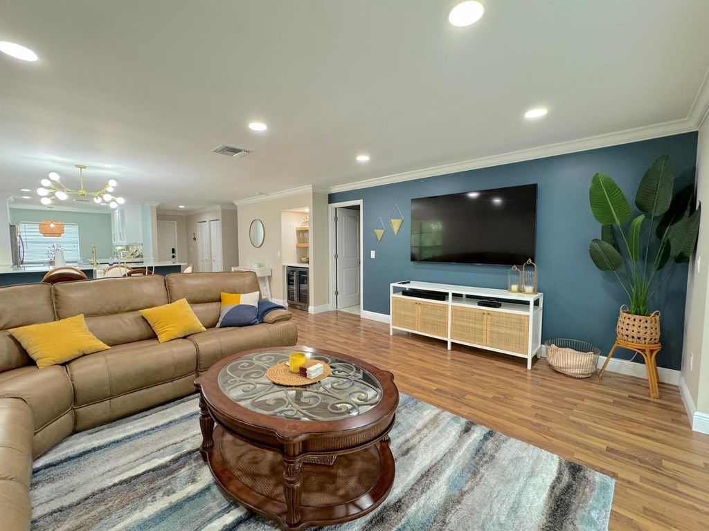 Photo of 20 Westgate Lane #20h, Boynton Beach, FL 33436 (MLS # R11006522)