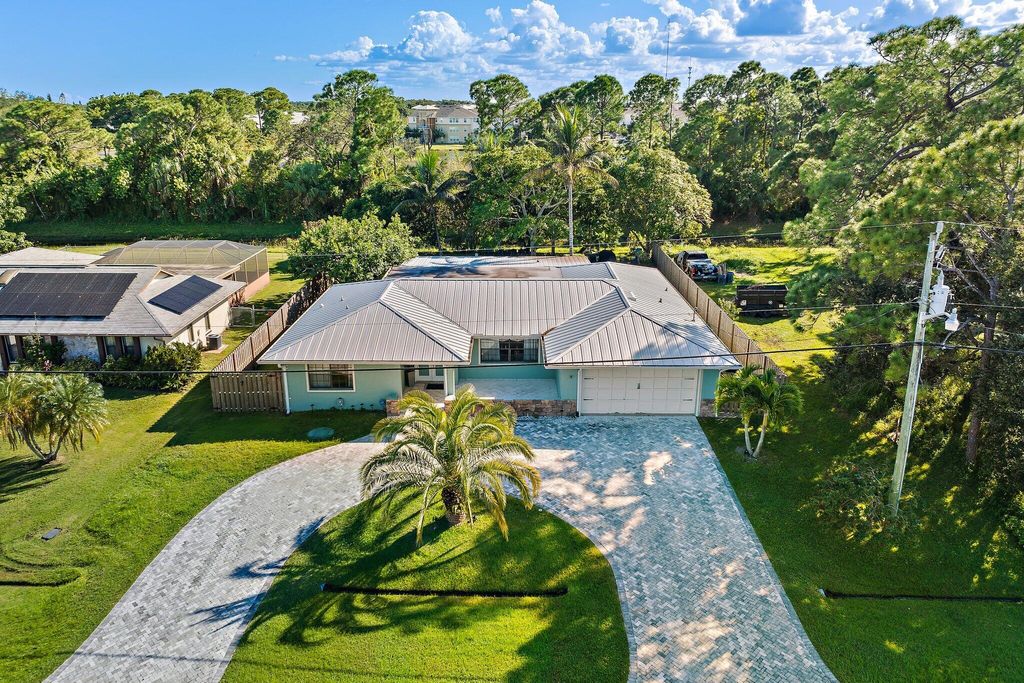 Photo of 2226 SE Grand Drive, Port St Lucie, FL 34952 (MLS # R10927000)