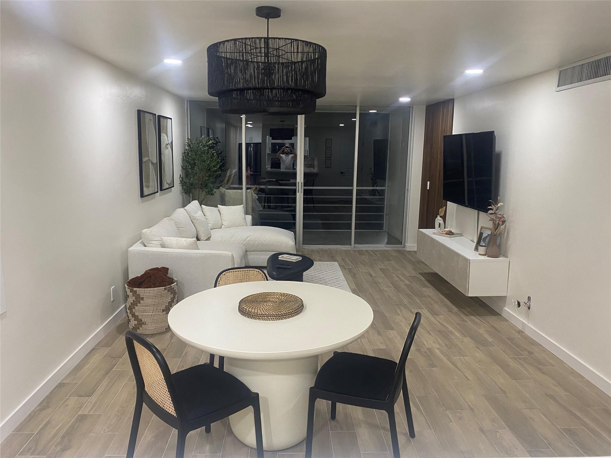 9471 Evergreen Pl 301