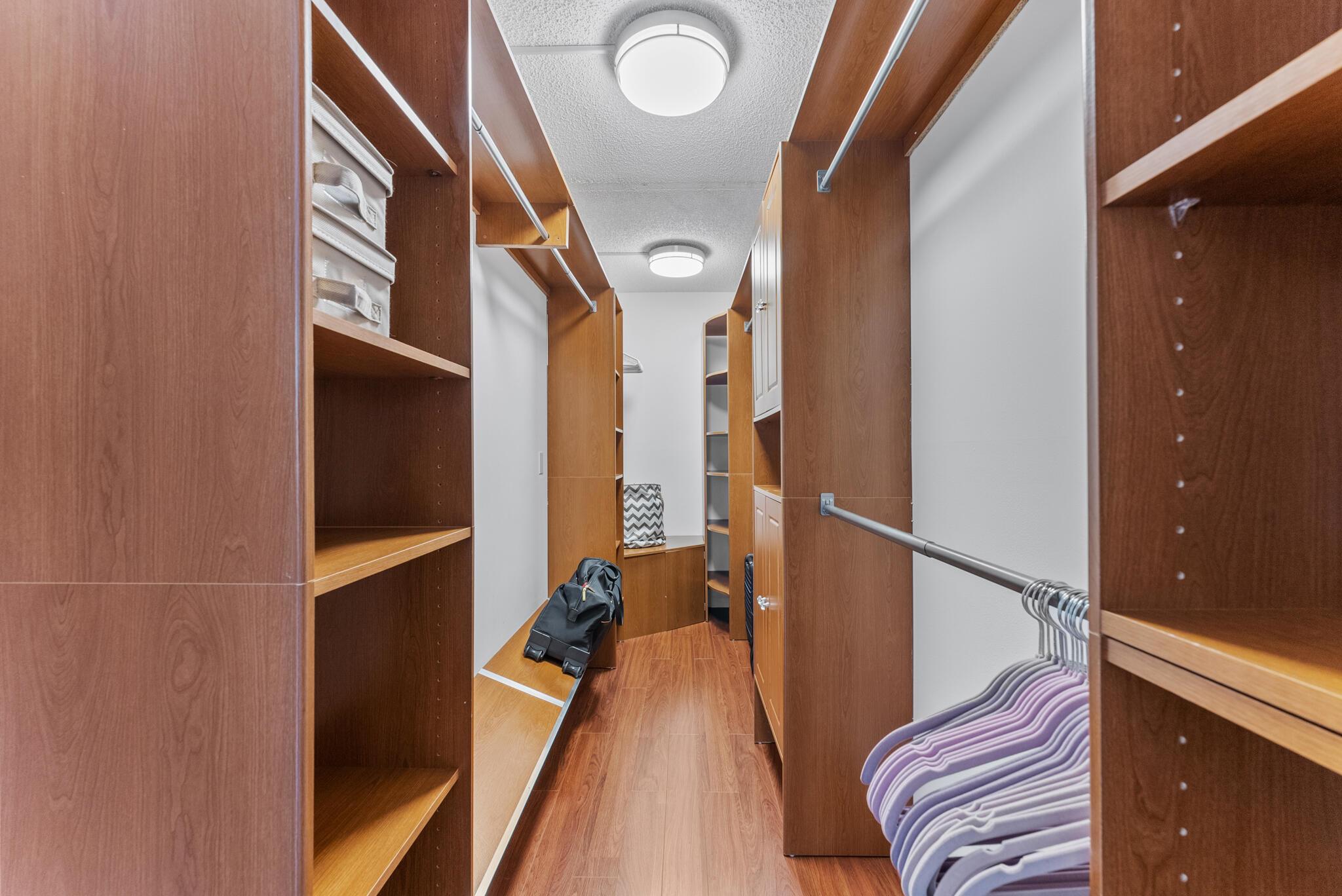 BOCA TEECA CONDO 8 - Residential