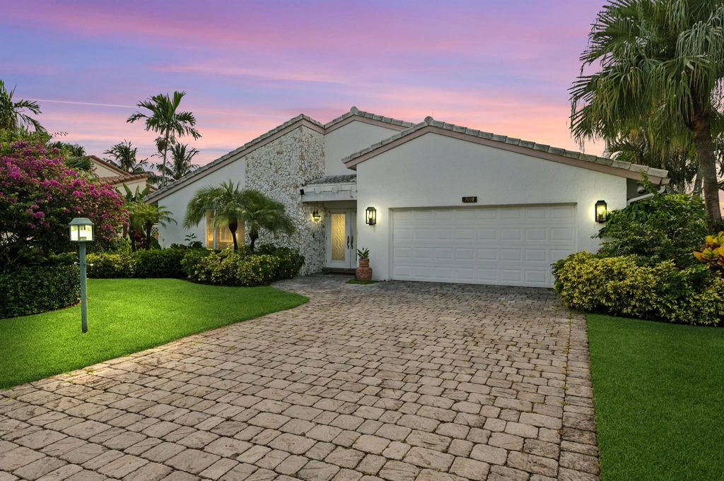 Photo of 7018 NW 3rd Avenue, Boca Raton, FL 33487 (MLS # R11112076)