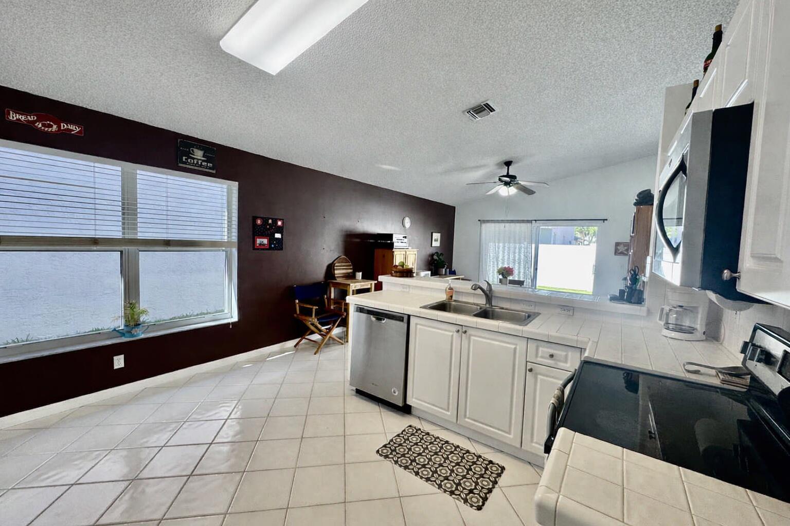 SILVER LAKES PHASE III - Residential