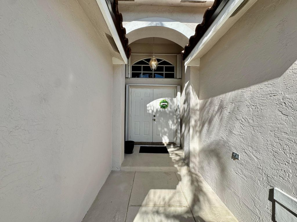 Photo of 2865 SW 180th Avenue, Miramar, FL 33029 (MLS # F10556833)