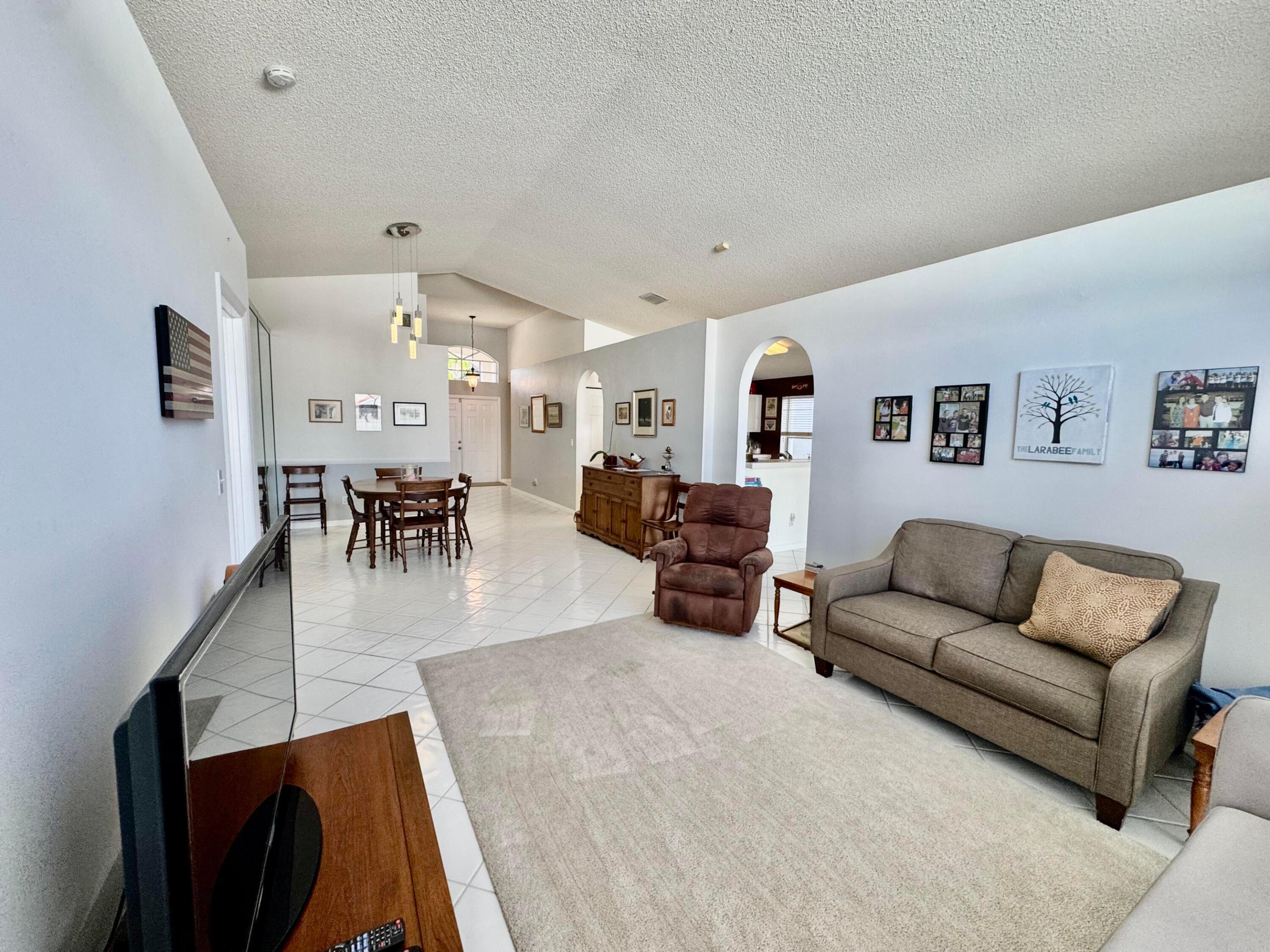 SILVER LAKES PHASE III - Residential