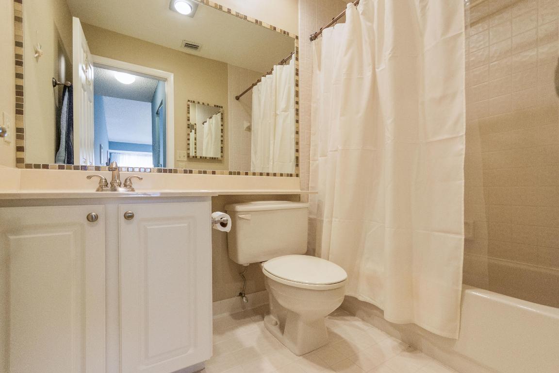 BOCA DELRAY GOLF & COUNTRY CLUB - Residential