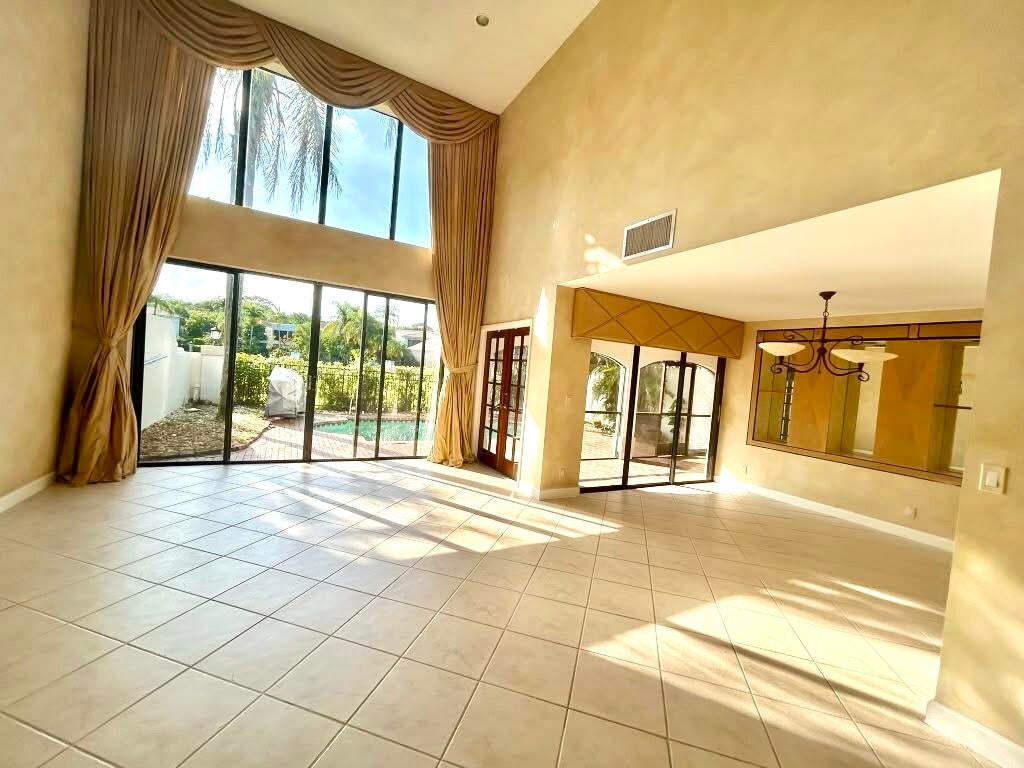 22641 Caravelle Circle 22641