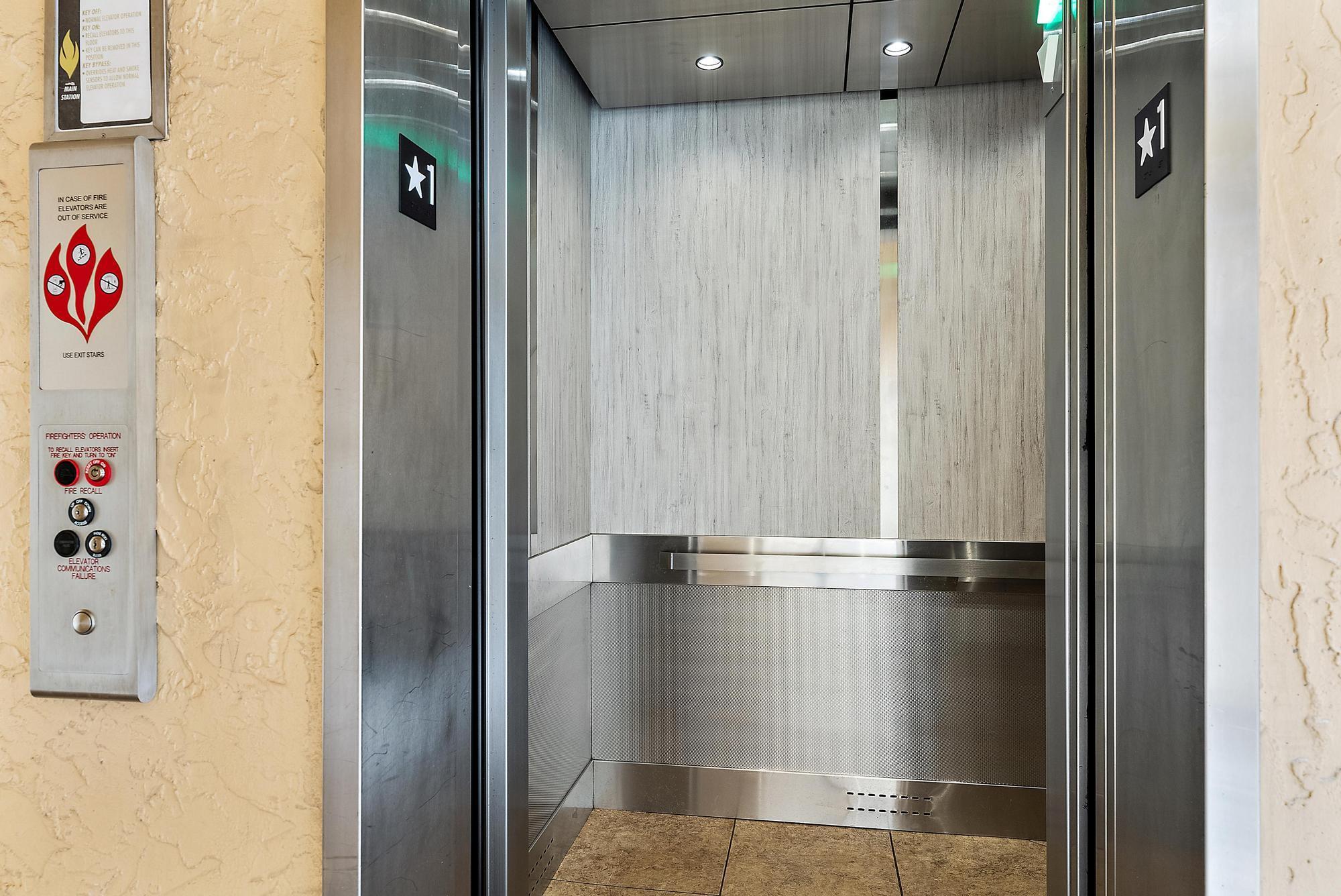 OCEAN VILLAS II CONDOMINI - Residential