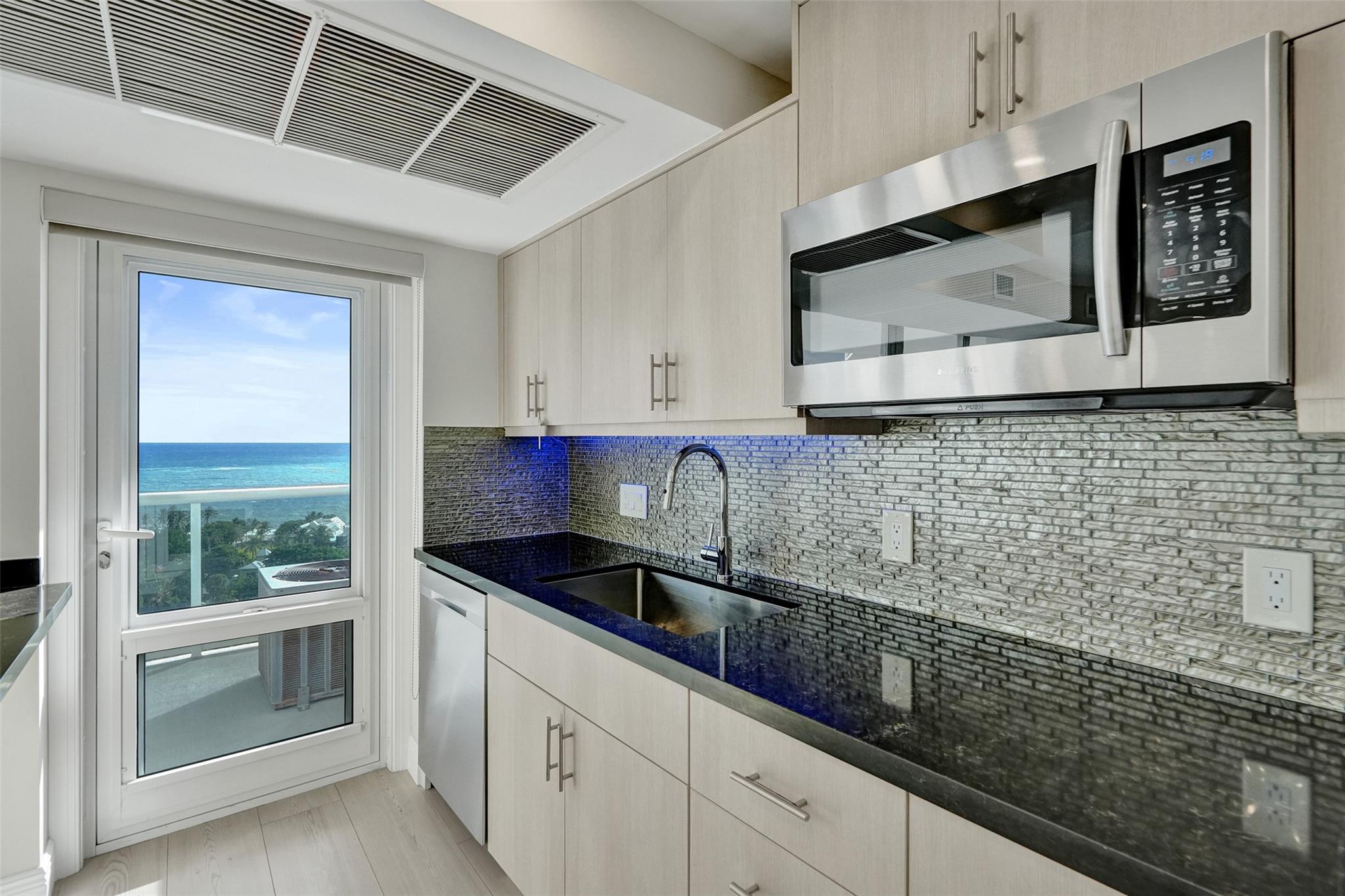 Vantage View - Residential